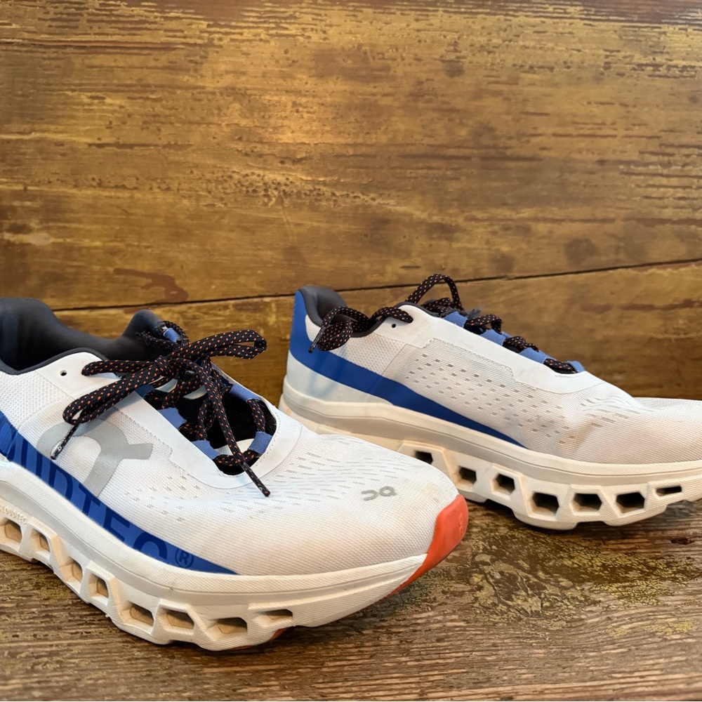 Oncloud Cloudmonster Running Shoes - image 2